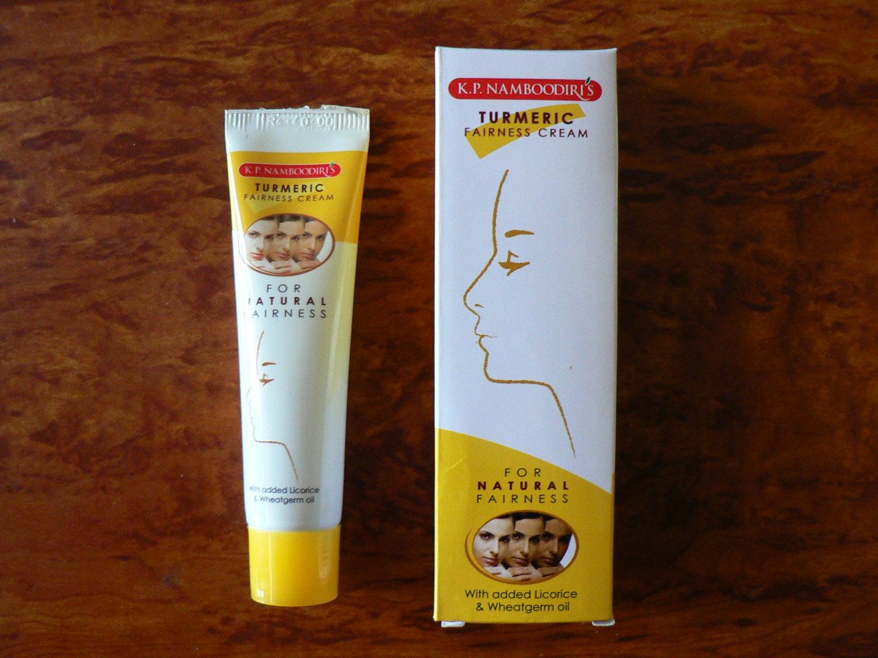 <b>K.P. NAMBOODIRI'S TURMERIC FAIRNESS CREAM</B><BR>K.P. NAMBOODIRI'S<BR>25 grs